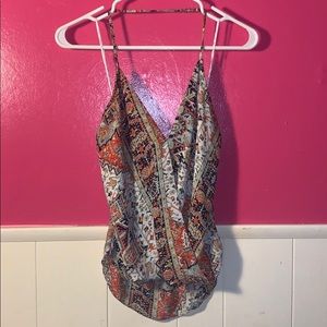 Backless halter patterned top